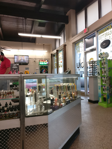 Vaporizer Store «House of Smoke Vape Shop», reviews and photos, 2736 Touhy Ave, Elk Grove Village, IL 60007, USA