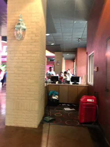 Movie Theater «Malco Towne Cinema», reviews and photos, 380 Market Blvd, Collierville, TN 38017, USA