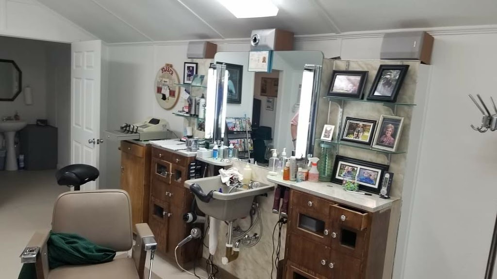 Uptown Barber & Style Shop 71037