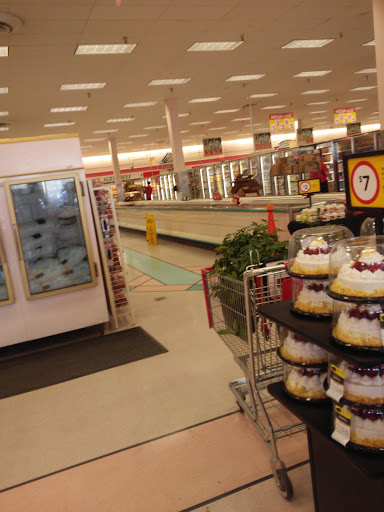 Grocery Store «Winn-Dixie», reviews and photos, 729 W Base St, Madison, FL 32340, USA