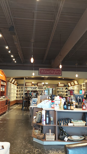 Wine Bar «WineStyles of Omaha», reviews and photos, 1006 S 74th Plaza, Omaha, NE 68114, USA