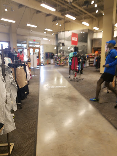 Camping Store «REI», reviews and photos, 49 Fitzgerald Street, Yonkers, NY 10710, USA