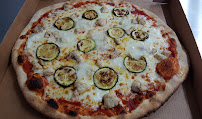 Pizza du Livraison de pizzas De la pâte à la pizza à Laroque-d'Olmes - n°10