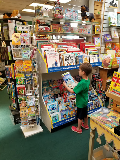 Book Store «Womrath Book Shop», reviews and photos, 76 Pondfield Rd, Bronxville, NY 10708, USA