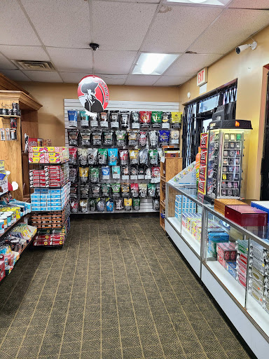 Tobacco Shop «US Tobacco & Cigar», reviews and photos, 328 W Maple St, New Lenox, IL 60451, USA