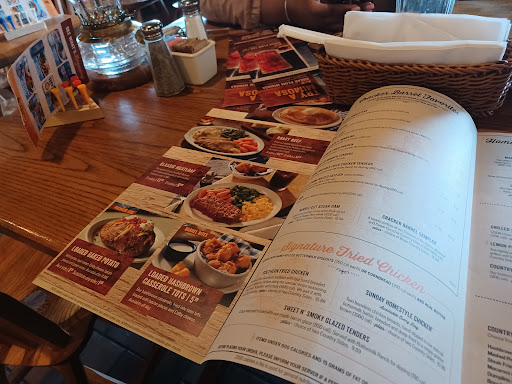 American Restaurant «Cracker Barrel Old Country Store», reviews and photos, 1511 Riverboat Center Dr, Joliet, IL 60431, USA