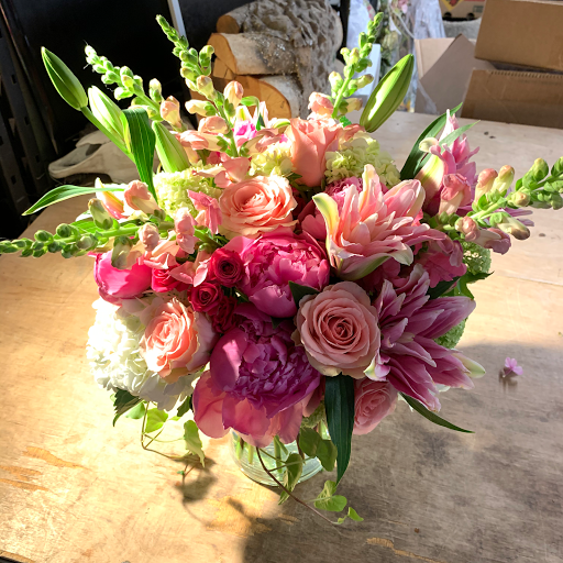 Florist «Garden Delights Fine Florist», reviews and photos, 2179 Hillsboro Rd, Franklin, TN 37069, USA