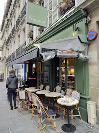 Atmosphère du Restaurant français Bistrot Rougemont à Paris - n°3