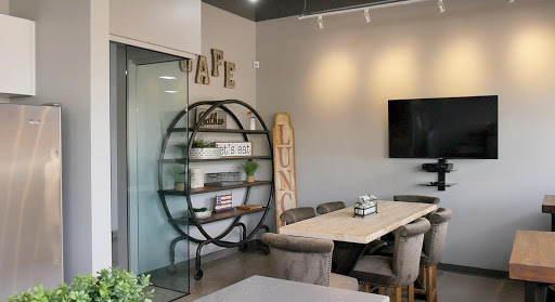 Air Conditioning Contractor «Day & Night Air Conditioning, Heating & Plumbing», reviews and photos, 2136 E Indian School Rd, Phoenix, AZ 85016, USA