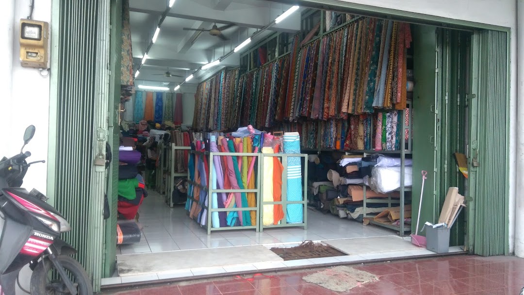 Toko Tekstil Srikandi