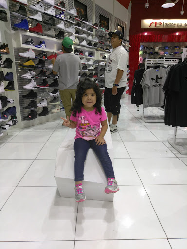 Shopping Mall «MainPlace Mall», reviews and photos, 2800 N Main St, Santa Ana, CA 92705, USA