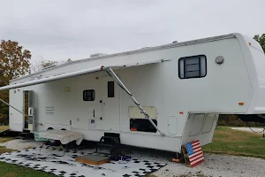 Greenfield Rives Lake Camping image