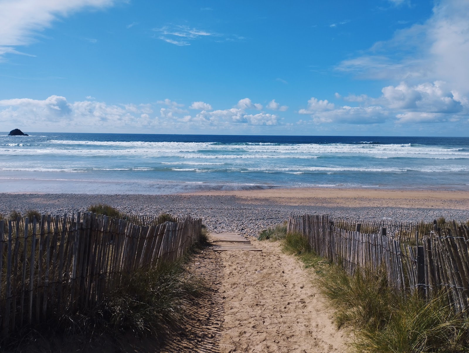 Plage de la Palue'in fotoğrafı - rahatlamayı sevenler arasında popüler bir yer