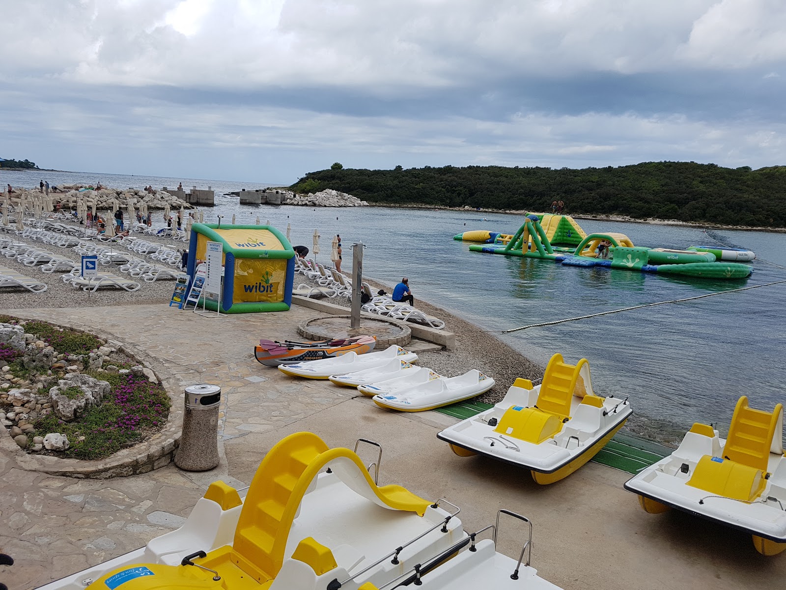 Belvedere beach'in fotoğrafı çok temiz temizlik seviyesi ile