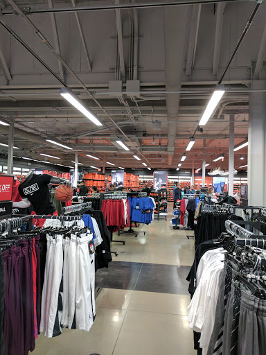 Sporting Goods Store «Nike Factory Store», reviews and photos, 1600 Saratoga Ave #213, San Jose, CA 95129, USA