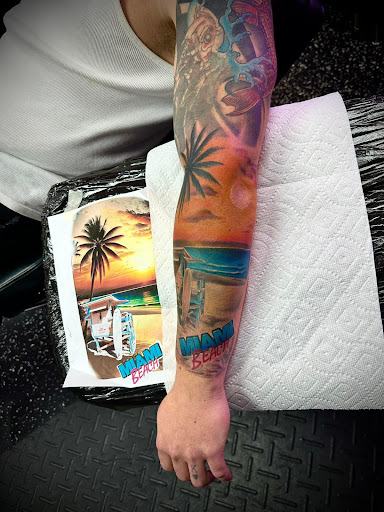 Explore state tattoo ideas, creative tattoo ideas in Fort Myers, available at Loyal 2 The Coil Tattoos & Piercings (Edison Mall Location Entrance F)