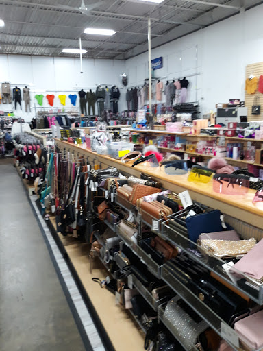 Uniform Store «Scrub Pro Uniforms & Alko Clothing Outlet», reviews and photos, 8801 Kelso Dr, Baltimore, MD 21221, USA