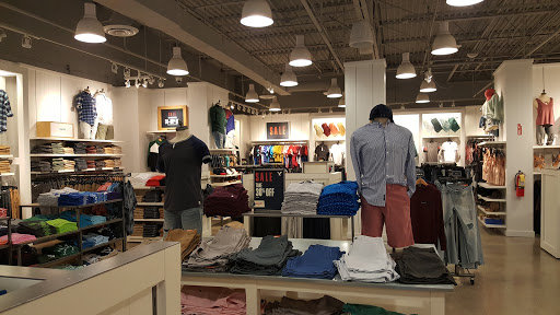 Clothing Store «AEO Factory Store», reviews and photos, 2741 S Rochester Rd #112301, Rochester Hills, MI 48307, USA