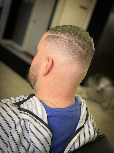 Barber Shop «Kings Barber Shop», reviews and photos, 328 N Harbor Blvd, Santa Ana, CA 92703, USA