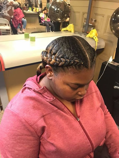 Hair Salon «Jaklins Braiding & Weaving Sensations», reviews and photos, 829 Niagara St, Buffalo, NY 14213, USA