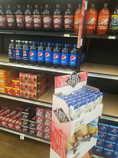 Grocery Store «Smart & Final Extra!», reviews and photos, 1700 High St, Delano, CA 93215, USA