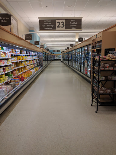 Grocery Store «Stop & Shop», reviews and photos, 10 Pitkin Rd, Vernon, CT 06066, USA