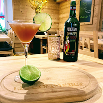 Cocktail du Restaurant français Restaurant Le Commerce Guyans-Vennes - n°8