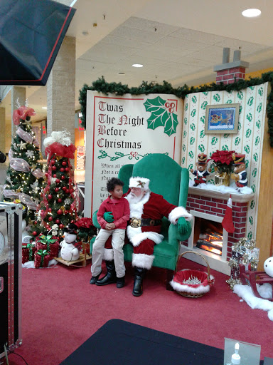 Shopping Mall «Century III Mall», reviews and photos, 3075 Clairton Rd, West Mifflin, PA 15123, USA