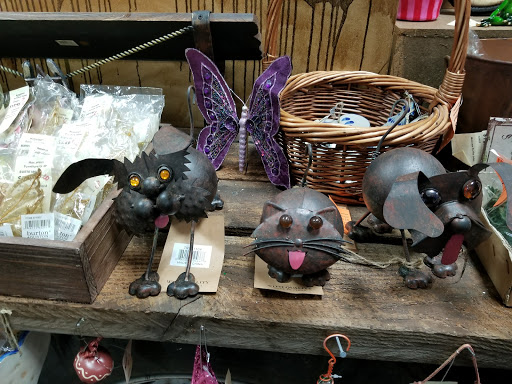 Furniture Store «Hometown Furniture Center», reviews and photos, 2665 S Santiam Hwy, Lebanon, OR 97355, USA