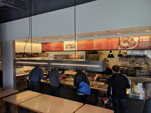 Mexican Restaurant «Chipotle Mexican Grill», reviews and photos, 3450 Dodge St, Dubuque, IA 52003, USA