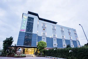 Wish Hotel Ubon image