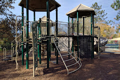 Holmes Park