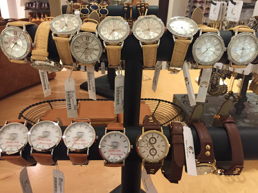 Fashion Accessories Store «Charming Charlie», reviews and photos, 1554 Polaris Pkwy #317, Columbus, OH 43240, USA