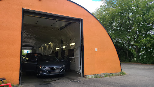 Lave-Auto 117, 1322A Boulevard Curé-Labelle, Blainville, QC J7C 2N8, Canada, 