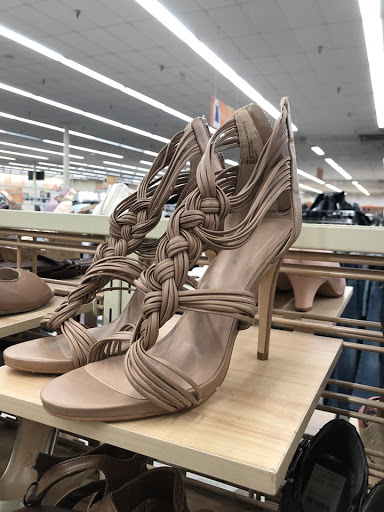 Thrift Store «B-thrifty - The Super Thrift Store», reviews and photos, 13412 Jefferson Davis Hwy, Woodbridge, VA 22191, USA