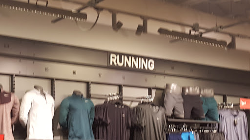 Clothing Store «Nike Factory Store», reviews and photos, 345 U.S. 1 Bypass #1, Kittery, ME 03904, USA