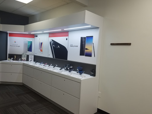 Cell Phone Store «Verizon Authorized Retailer - Wireless Zone», reviews and photos, 424 Main St, Spotswood, NJ 08884, USA