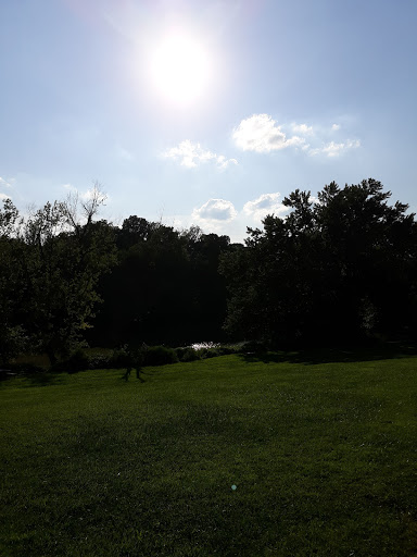 Golf Course «Twin Oaks Golf & Plantation Club», reviews and photos, 450 E 43rd St, Covington, KY 41015, USA