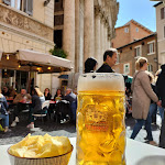Photo n°1 de l'avis de German.o fait le 17/03/2024 à 03:00 sur le  Bar Fontana di Trevi à Rome