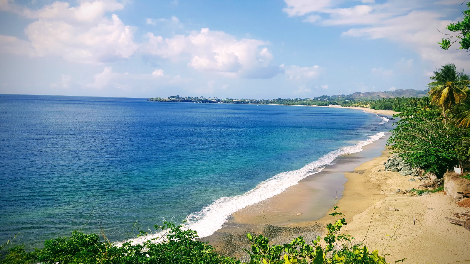 Zdjęcie Great Courland Bay beach z poziomem czystości wysoki