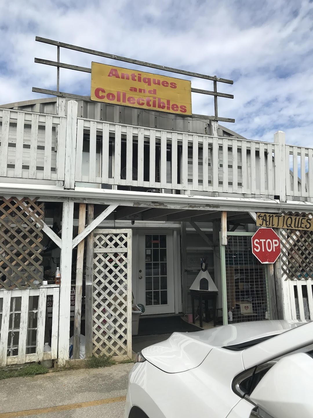 Foot Hills Antiques