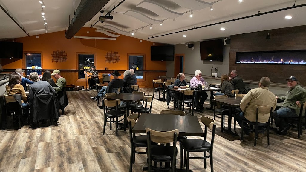 Fireside Getaway Restaurant & Bar 55025