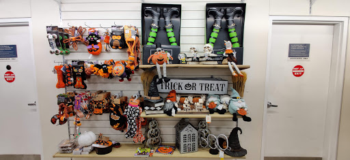 Shopping Mall «Twin City Plaza», reviews and photos, 14 McGrath Hwy, Somerville, MA 02143, USA