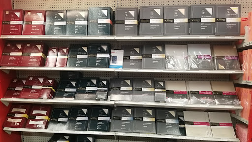 Office Supply Store «Staples», reviews and photos, 209-34 Northern Blvd, Bayside, NY 11361, USA