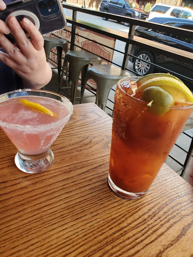 Pizza Restaurant «Cadillac Pizza Pub», reviews and photos, 112 S Kentucky St, McKinney, TX 75069, USA