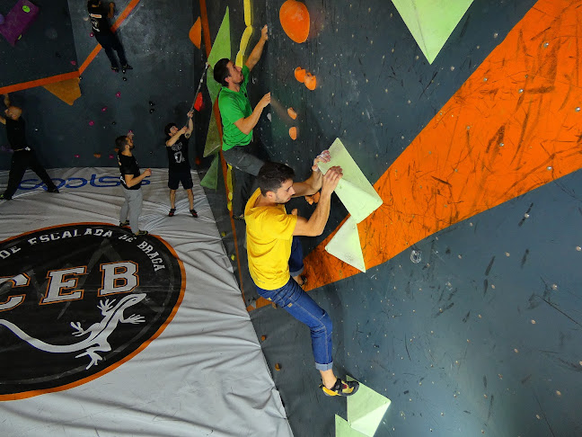 Avaliações doCEB - Clube de Escalada de Braga em Braga - Academia