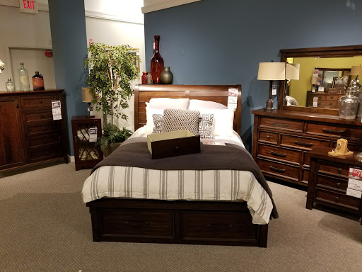 Furniture Store «Art Van Furniture - Naperville», reviews and photos, 404 IL-59, Naperville, IL 60540, USA