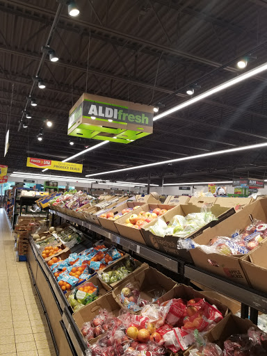 Supermarket «ALDI», reviews and photos, 2640 Berlin Turnpike, Newington, CT 06111, USA