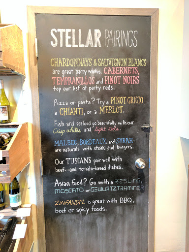 Wine Store «Stellar Wine Company», reviews and photos, 820 W Belmont Ave, Chicago, IL 60657, USA