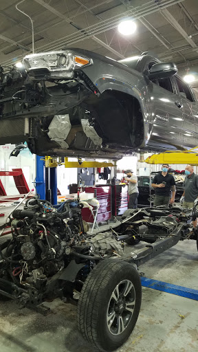 Auto Repair Shop «Body Builders Automotive», reviews and photos, 3835 Industrial Ave, Rolling Meadows, IL 60008, USA